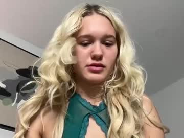 girl Lovely, Naked, Sexy & Horny Cam Girls with maddiegirl6
