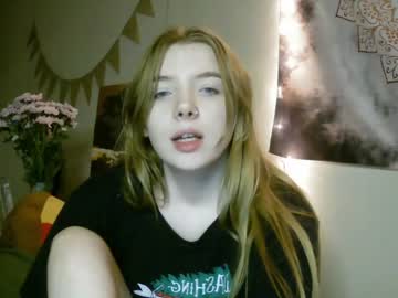 girl Lovely, Naked, Sexy & Horny Cam Girls with lillygoodgirll