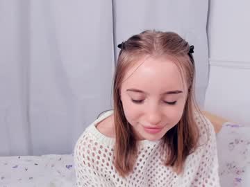 girl Lovely, Naked, Sexy & Horny Cam Girls with luxxberry
